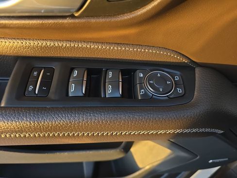 Used 2024 GMC Yukon Denali image 29