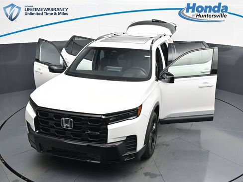 New 2026 Honda Pilot Black Edition image 32