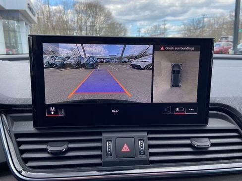 Used 2021 Audi Q5 e Premium Plus w/ Premium Plus Package AWD/4WD image 22