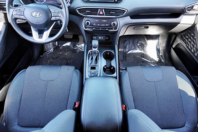 Used 2020 Hyundai Santa Fe SE FWD image 29