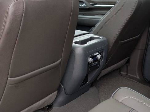 Used 2024 GMC Yukon XL Denali w/ Max Trailering Package image 27