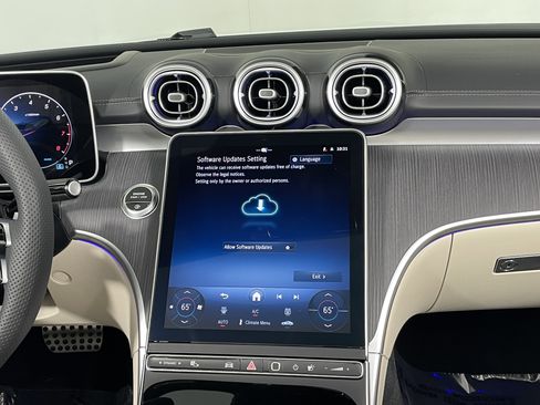 New 2026 Mercedes-Benz CLE 450 4MATIC Cabriolet image 17