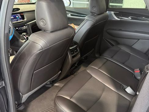 Used 2024 Cadillac XT5 Premium Luxury w/ Technology Package FWD image 9