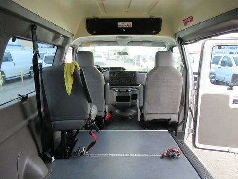 Used 2014 Ford E-250 and Econoline 250 Extended w/ Power Group image 20