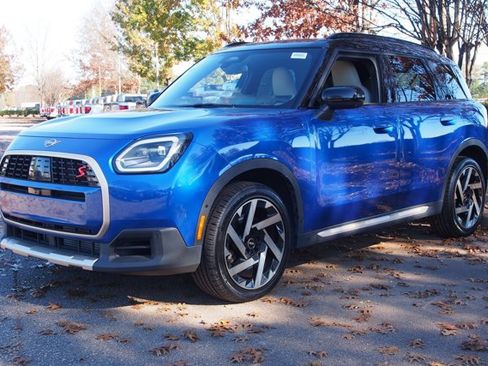 Used 2025 MINI Cooper Countryman S image 3