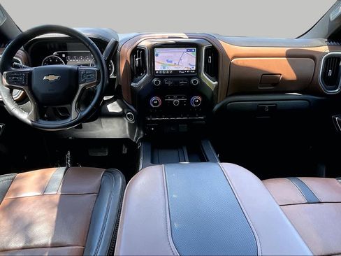 Used 2023 Chevrolet Silverado 2500 High Country w/ Z71 Off-Road Package AWD/4WD image 15