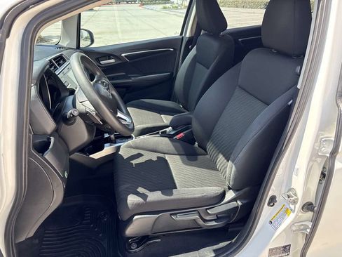 Used 2019 Honda Fit EX image 18
