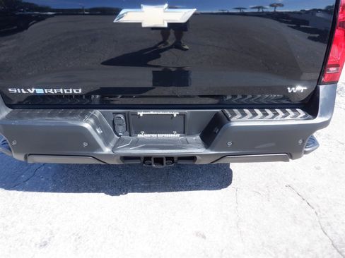 Used 2024 Chevrolet Silverado EV W/T AWD/4WD image 4