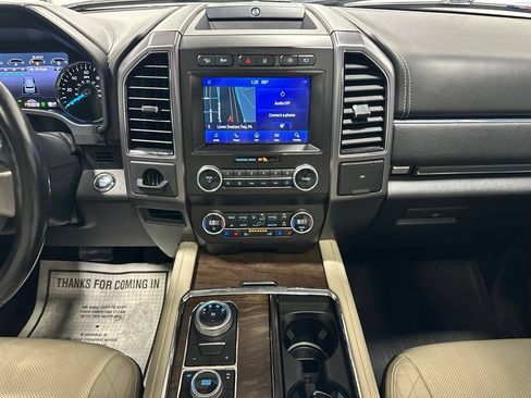 Used 2021 Ford Expedition Platinum AWD/4WD image 25