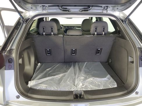New 2027 Chevrolet Bolt LT FWD image 30