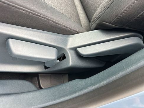 Used 2025 Ford Maverick XLT w/ Black Appearance Package image 32