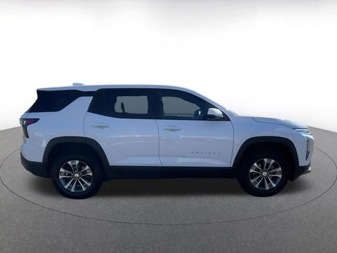 Used 2025 Chevrolet Equinox LT image 16