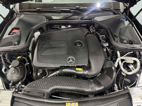 Used 2022 Mercedes-Benz E 350 4MATIC Sedan image 40