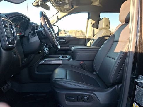 Used 2021 Chevrolet Silverado 2500 LTZ w/ LTZ Plus Package image 13