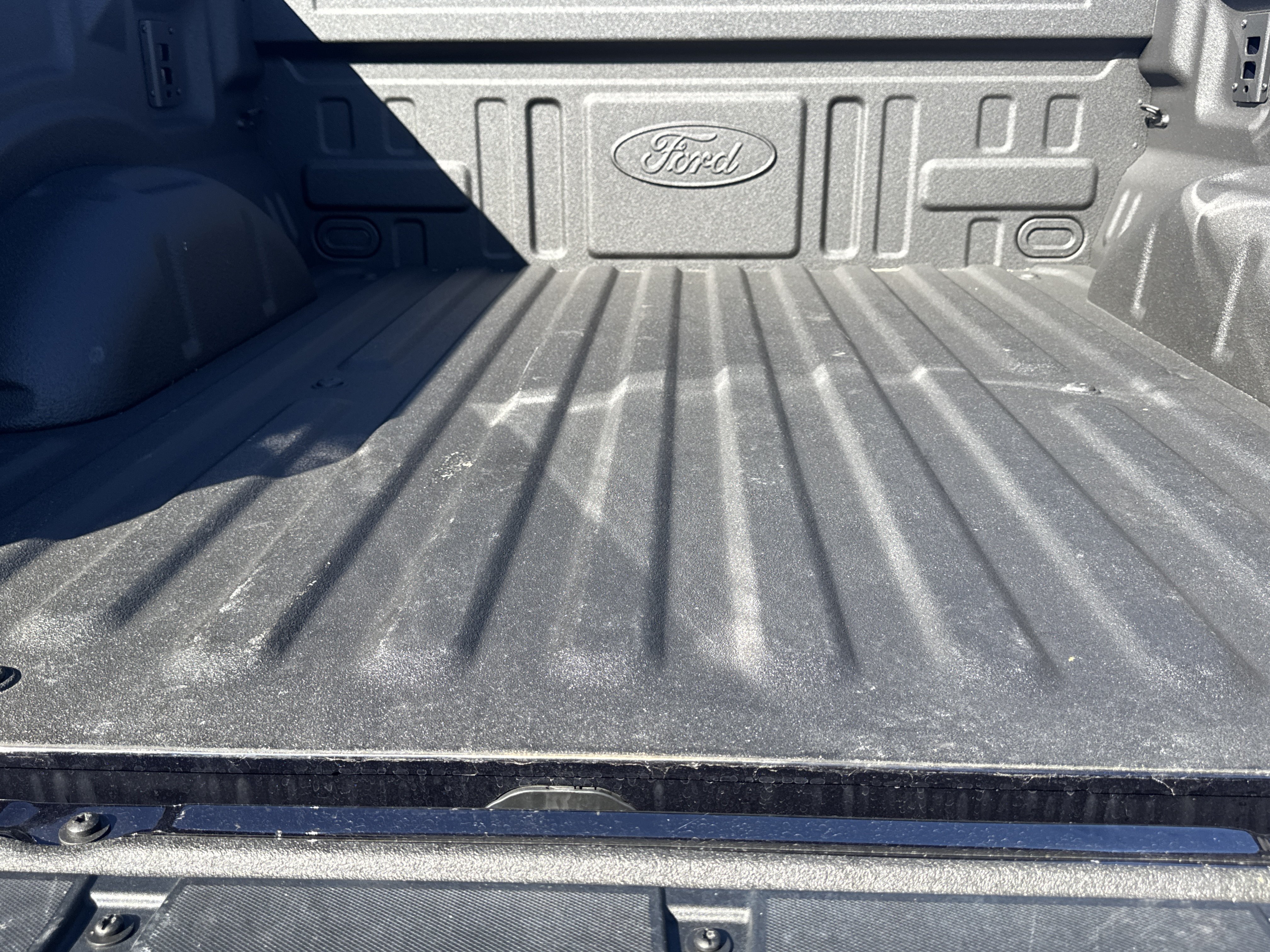 Used 2025 Ford F150 Raptor w/ Equipment Group 803A Raptor R AWD/4WD image 5