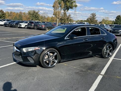 Used 2019 Mercedes-Benz A 220 image 32