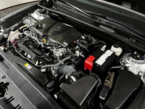 Certified 2023 Toyota Camry SE FWD image 11