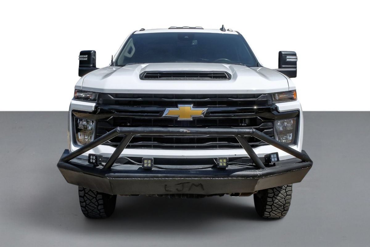 Used 2024 Chevrolet Silverado 3500 W/T w/ WT Convenience Package AWD/4WD image 3