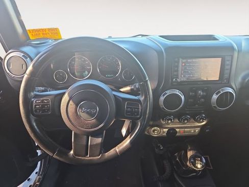 Used 2015 Jeep Wrangler Unlimited Sahara w/ Dual Top Group image 10