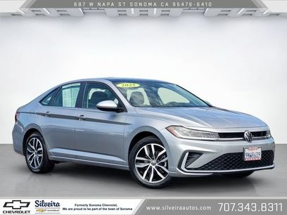 Used 2025 Volkswagen Jetta SE