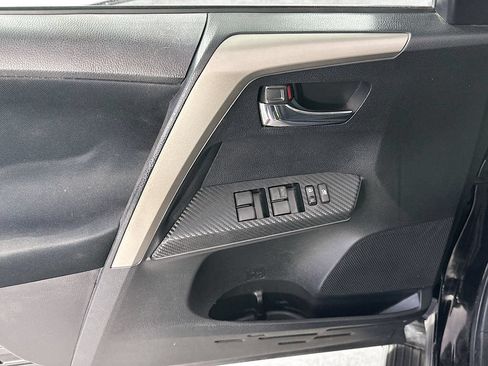 Used 2015 Toyota RAV4 XLE FWD image 24