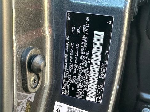 Used 2021 Toyota Highlander XSE image 9