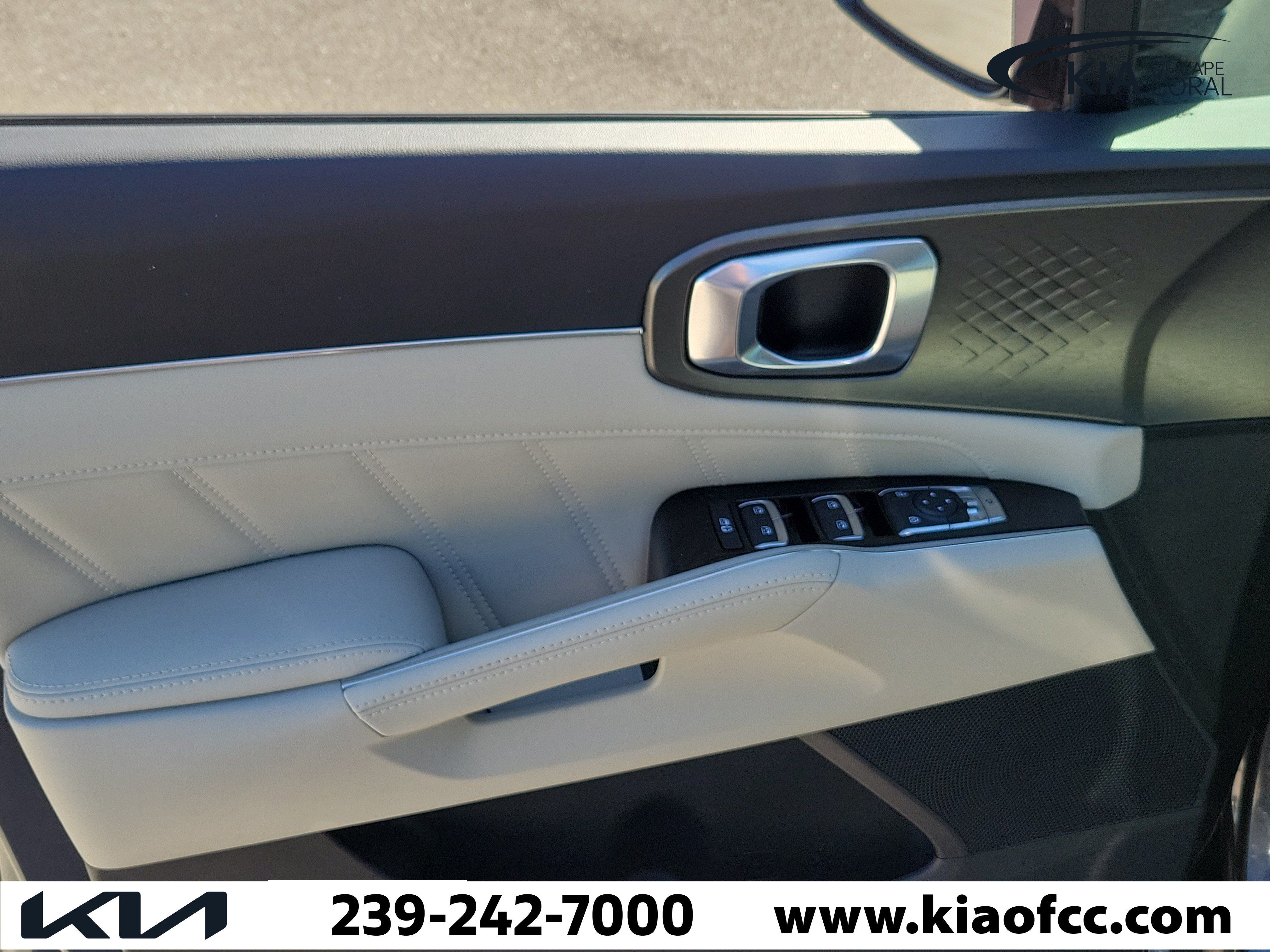 Certified 2023 Kia Sorento SX FWD image 25