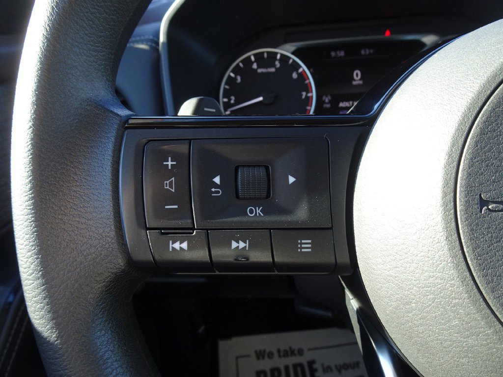Used 2021 Nissan Rogue SV AWD/4WD image 22