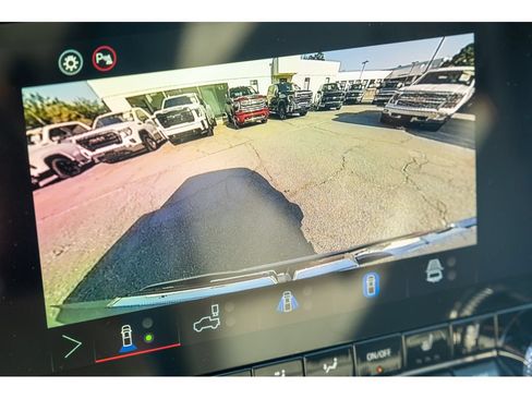 New 2026 GMC Canyon AT4 w/ Technology Plus Package AWD/4WD image 24