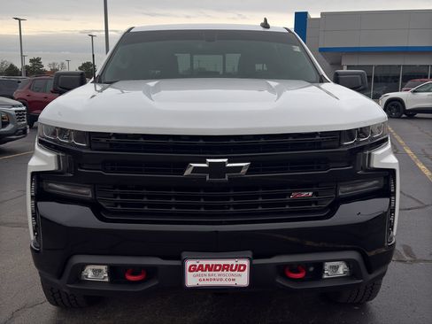 Used 2019 Chevrolet Silverado 1500 LT Trail Boss image 3