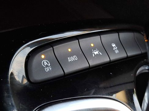 Used 2022 Buick Encore GX Preferred w/ Cold Weather Comfort Package image 19