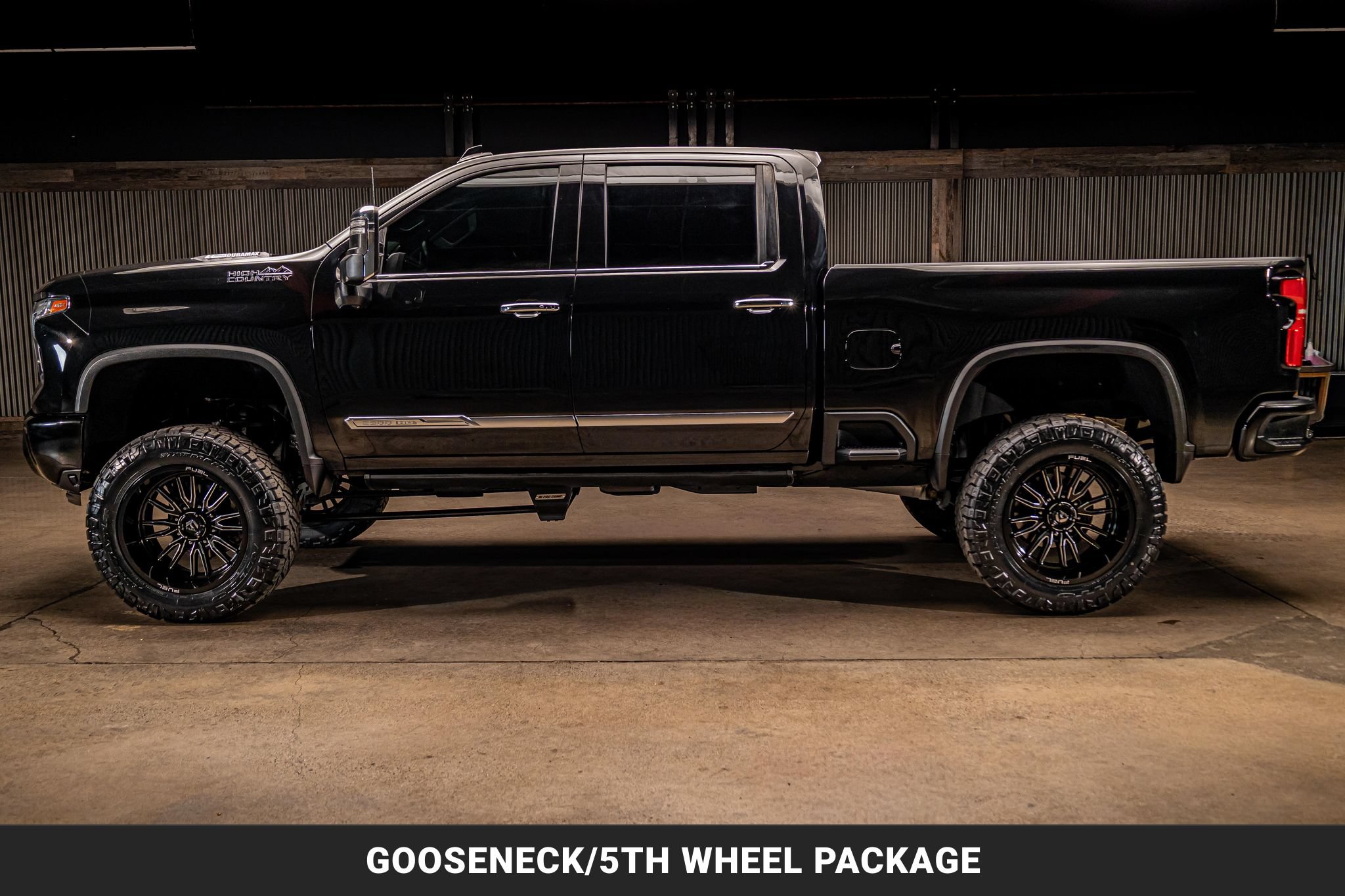 Used 2024 Chevrolet Silverado 2500 High Country w/ Technology Package AWD/4WD image 5