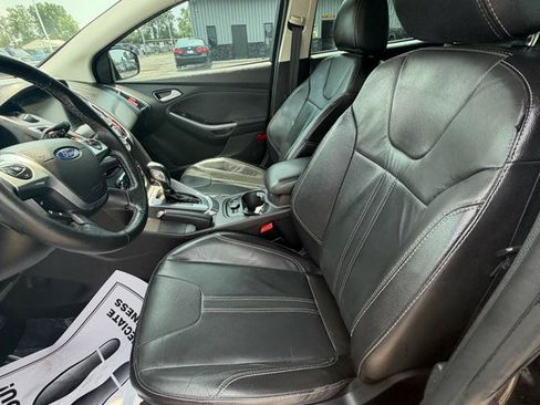 Used 2014 Ford Focus Titanium FWD image 19