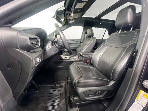 Used 2022 Ford Explorer ST w/ ST Street Pack AWD/4WD image 21