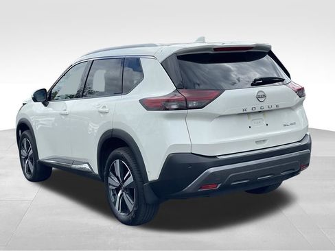 Certified 2023 Nissan Rogue SL w/ SL Premium Package AWD/4WD image 5