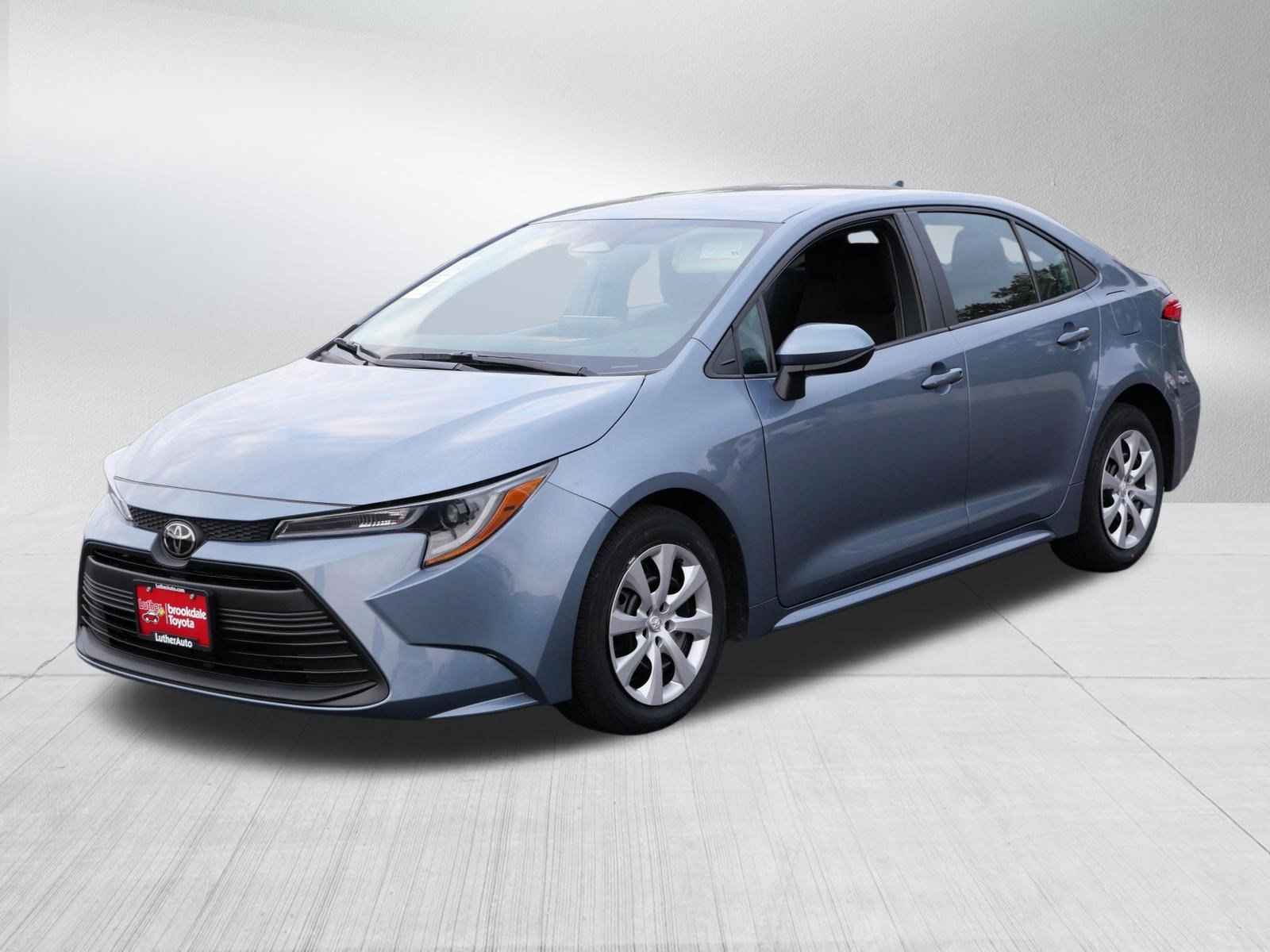 Certified 2024 Toyota Corolla LE FWD image 3