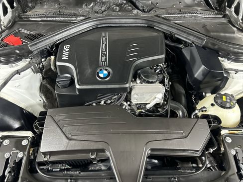 Used 2016 BMW 328i Sedan image 11
