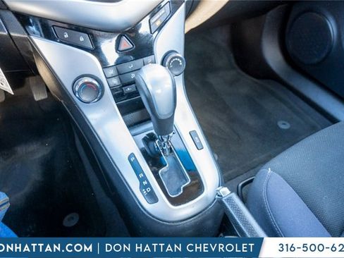 Used 2014 Chevrolet Cruze LT image 12