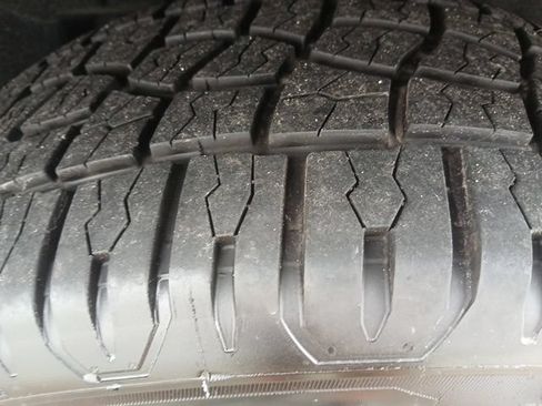 Used 2023 Jeep Grand Cherokee L Laredo AWD/4WD image 14