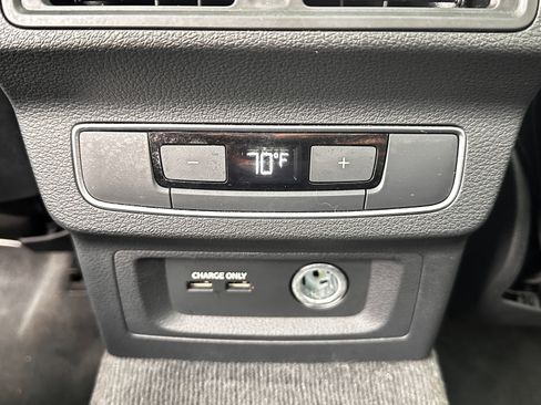 Used 2024 Audi Q5 2.0T Premium Plus image 33