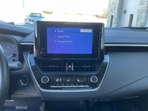 Used 2024 Toyota Corolla LE image 23