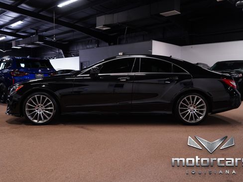 Used 2016 Mercedes-Benz CLS 400 4MATIC w/ Premium 2 Package image 4