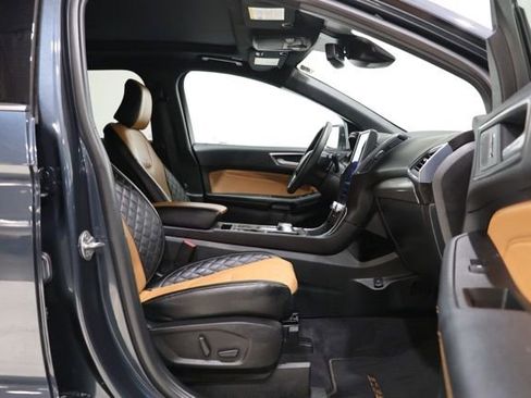 Used 2024 Ford Edge Titanium w/ Titanium Elite Package AWD/4WD image 36