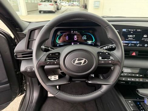 New 2026 Hyundai Elantra SEL Sport Premium FWD image 15