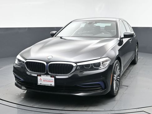 Used 2019 BMW 530i xDrive w/ Convenience Package image 22