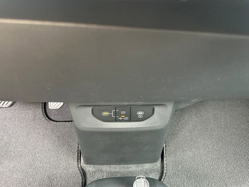 New 2025 Kia EV6 Light w/ Light LR Technology Package image 26