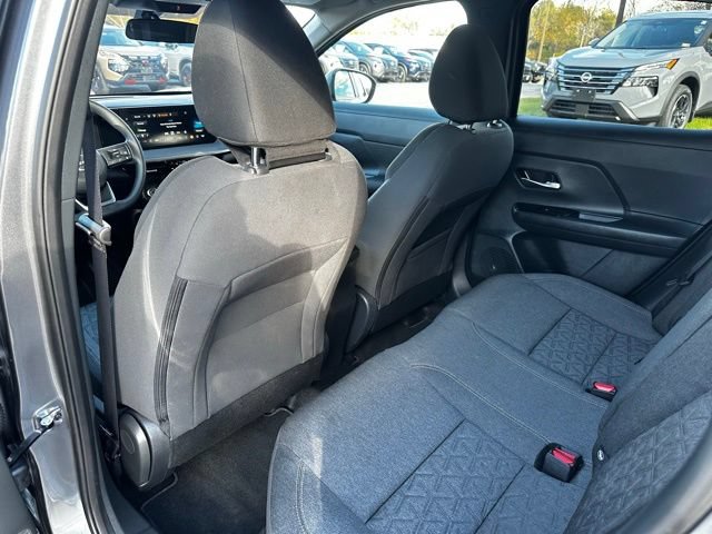 Certified 2025 Nissan Kicks SV FWD image 19