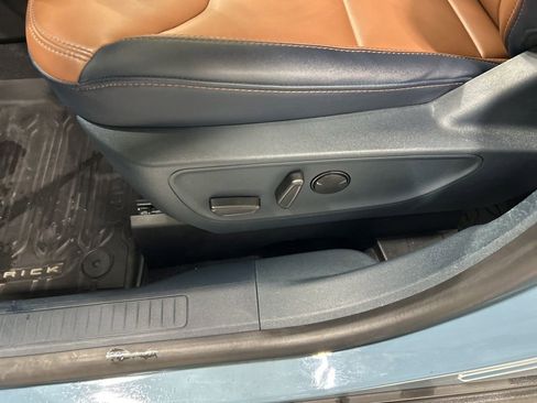 Certified 2023 Ford Maverick Lariat w/ Lariat Luxury Package AWD/4WD image 12