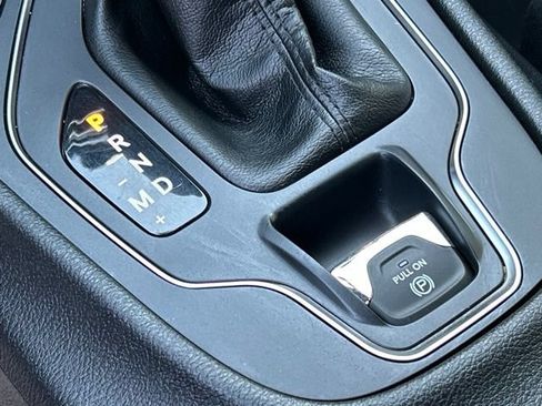 Used 2019 Jeep Cherokee High Altitude AWD/4WD image 57