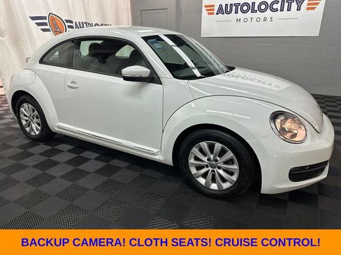 Used 2019 Volkswagen Beetle 2.0T S FWD image 1